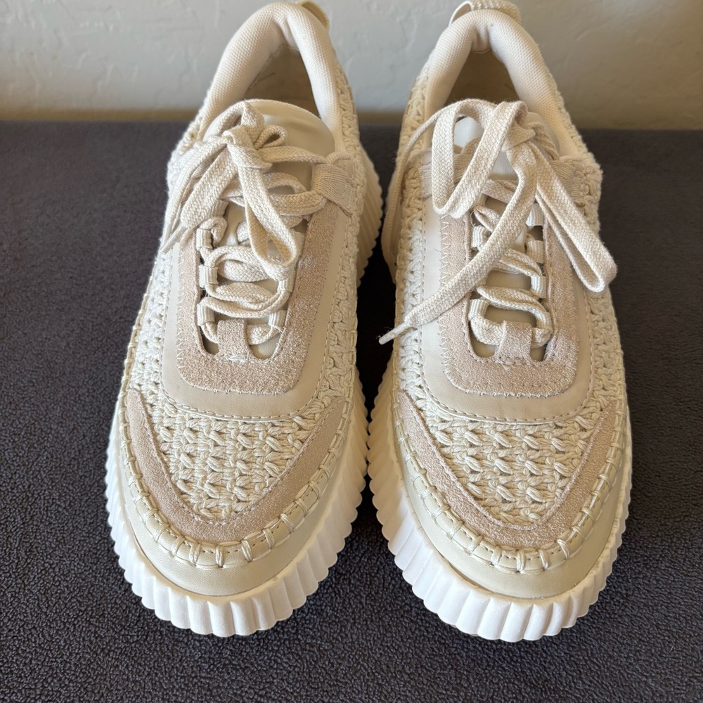Dolce Vita Women's Dolen Sneakers size 8 - Picture 3 of 15